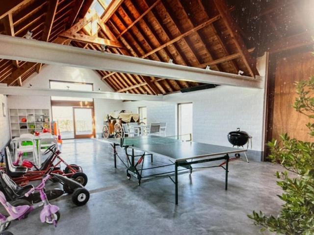 וורנה Schravenhoek Met Indoorzwembad En Sauna מראה חיצוני תמונה