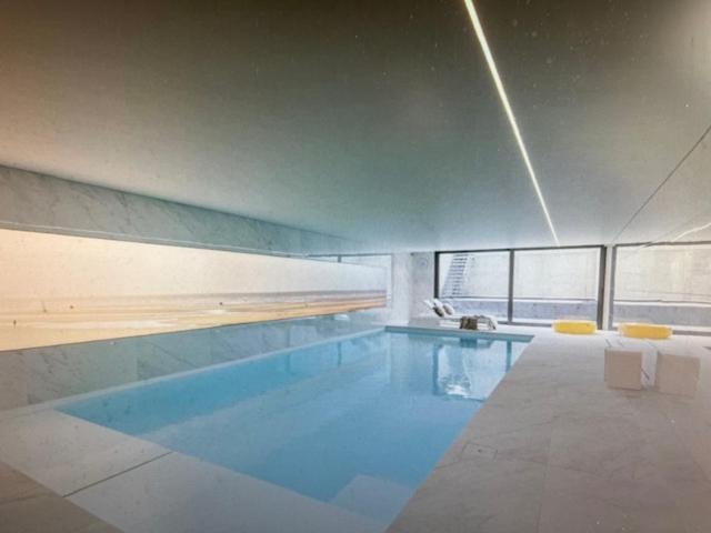 וורנה Schravenhoek Met Indoorzwembad En Sauna מראה חיצוני תמונה